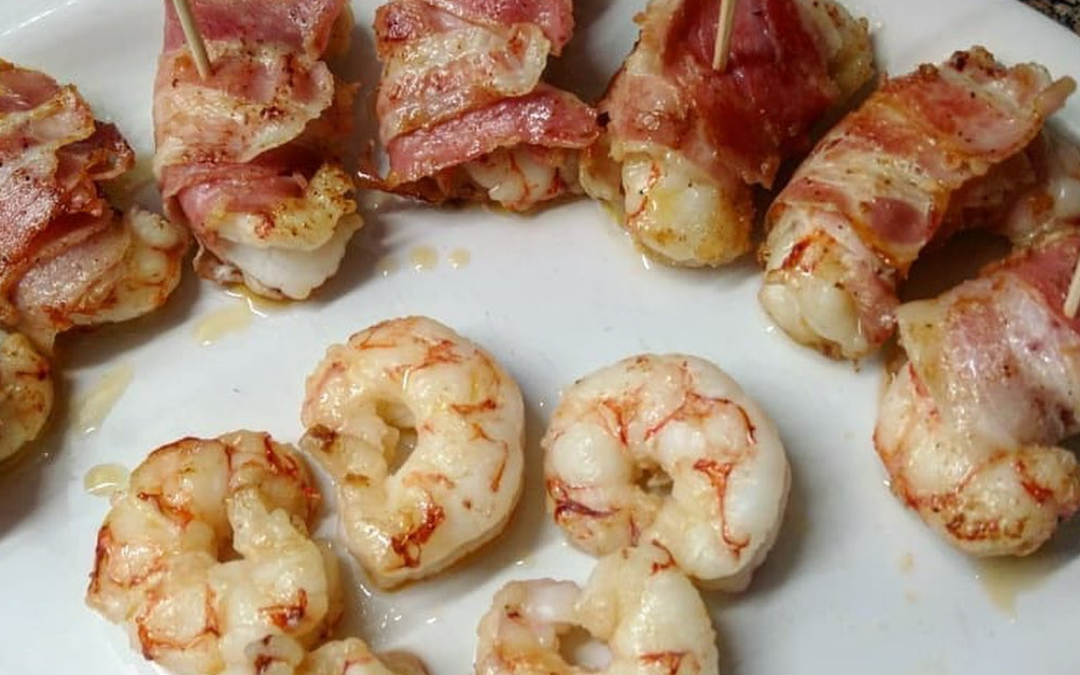 Langostinos envueltos en panceta