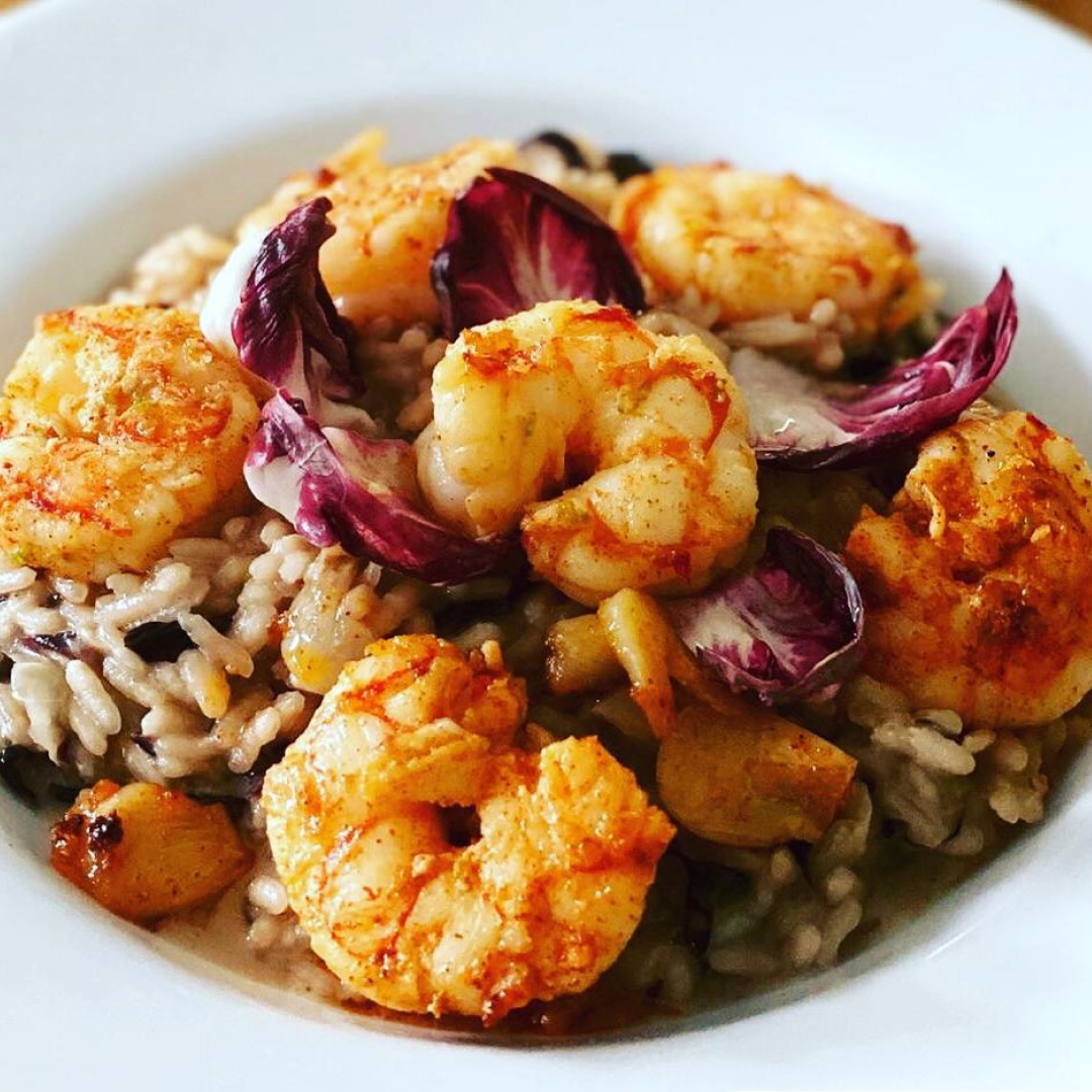 Risotto de langostinos y portobellos